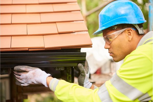 Gutter installation in Holbrook MA - Coastal Roof Experts